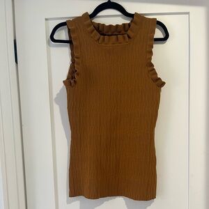 ✨Fabrik Sleeveless Ruffle Top✨